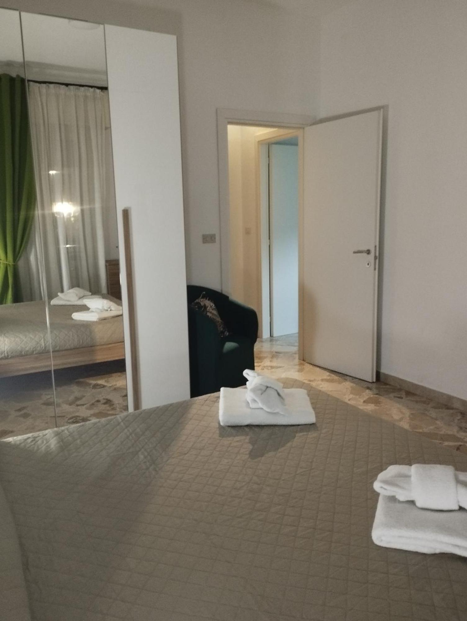 شقة Casa Giorgia تْشيفالو المظهر الخارجي الصورة